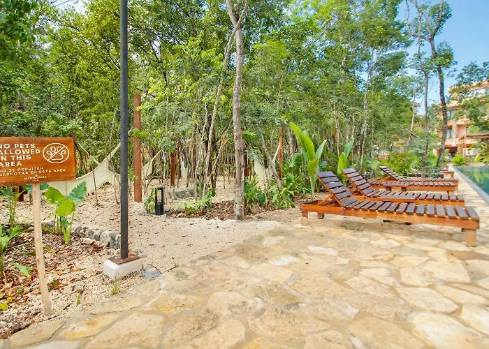 Aldea Savia Garden House